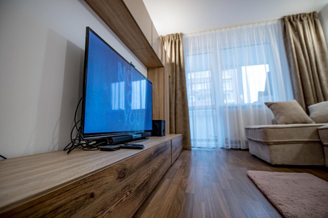 Apartament 3 Camere Royal Μπρασόβ Εξωτερικό φωτογραφία