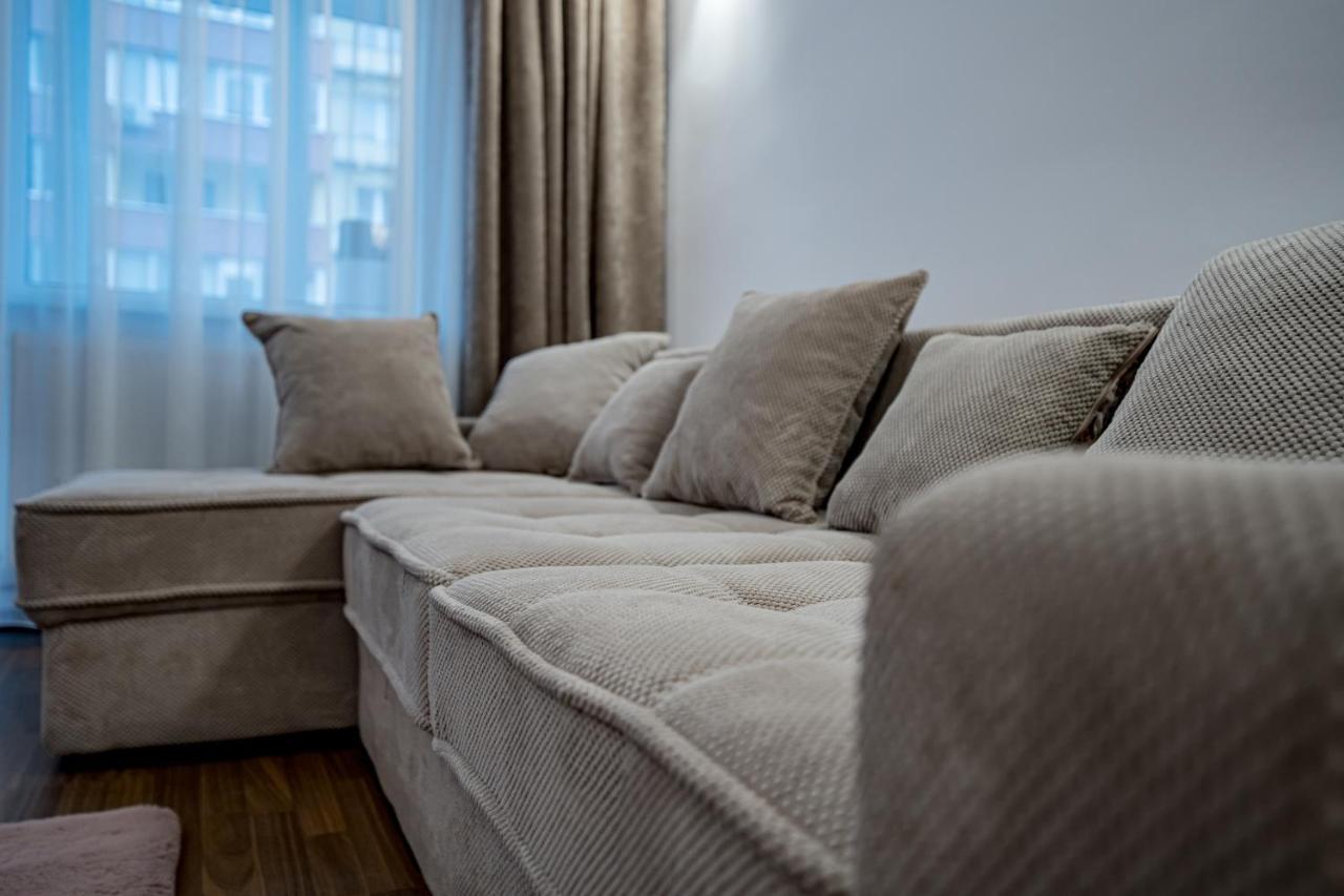 Apartament 3 Camere Royal Μπρασόβ Εξωτερικό φωτογραφία